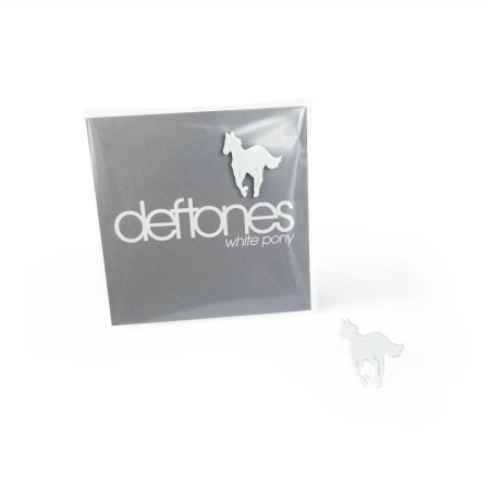 Deftones - 001